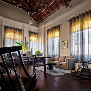 Hotel The Edison George Town