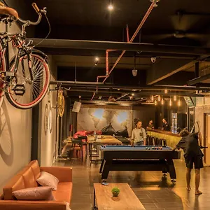 https://bed-attitude-hostel-cenang.tophotelslangkawi.com